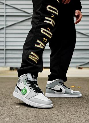 Кросівки жіночі nike air jordan retro 1 mid light smoke grey/кроссовки женские найк аир джордан