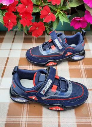 Р.26 стильні кросівки