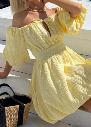 Сукня муслін бічний шов спущені плічка з декольте дзвіночок кльош пишне у квіти молочне синє синє біле, жовте