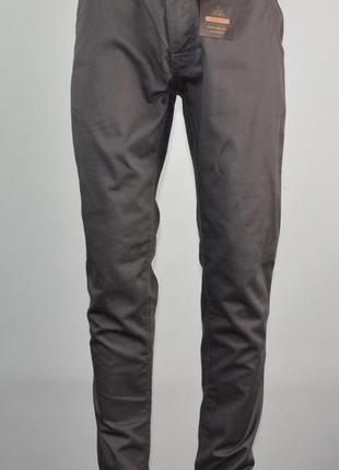 Завужені Брюки industrialize slim fit chinos trousers (m) з бірками