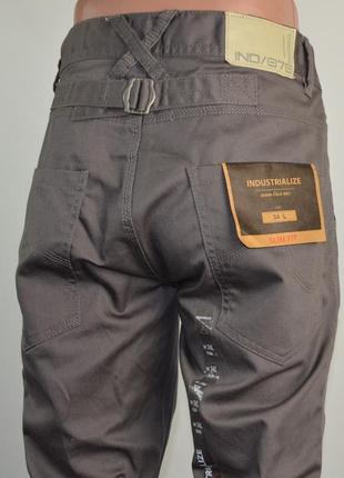 Брюки зауженные industrialize slim fit chinos trousers (m) с бирками2 фото