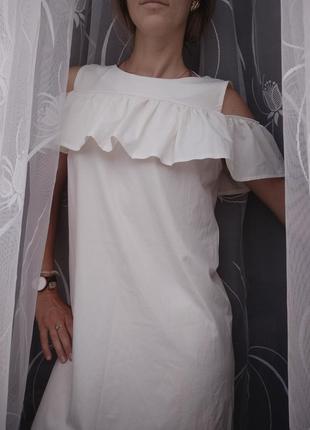 Сукня з воланом с рюшей платье с рюшей на плечах3 фото