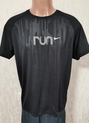 Nike run чоловіча футболка