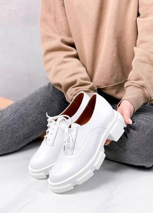 36-41 туфлі нат.шкіра на шнурках на платформі