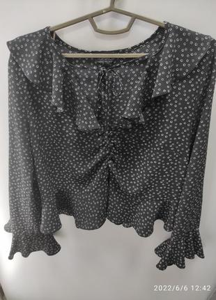 Блуза з воланами в горох.1 фото
