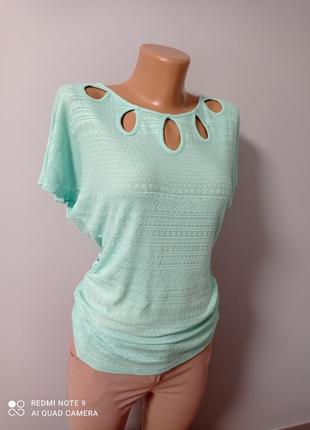 Красива, нарядна блуза