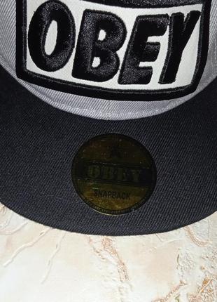 Бейсболка obey snapback