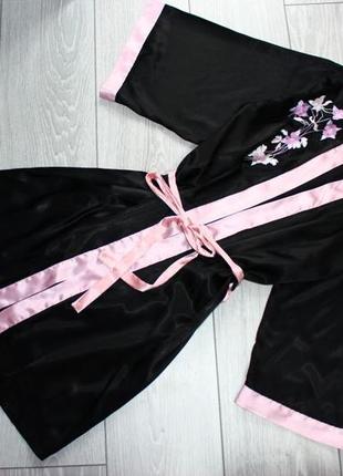 Халат атласный черный с вышивкой декором розовые канты, for women, 14/16, 40/42 (3049)4 фото