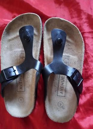 Биркенштоки кожаные ортопедические легкие шлепки через палец размер 4 подарок пыльник