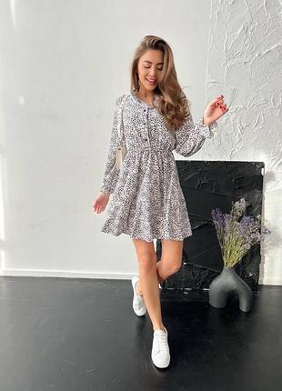 Жіноча сукня коротка женское платье короткое белое чёрное зеленое малиновое и нарядное лёгкое на лето7 фото