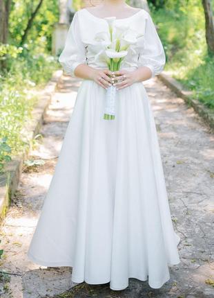 Продам весільну сукню