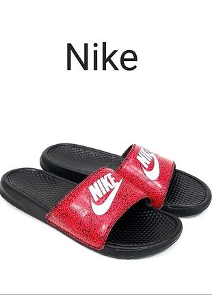 Чоловічі сланці nike wearing benassi jdi print red/black slipper оригінал
