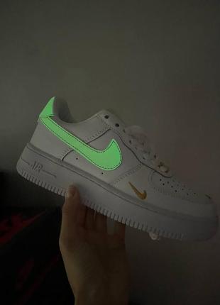 Кросівки жіночі nike air force 1 mini swoosh lime light/ кроссовки женские найк аир форс4 фото