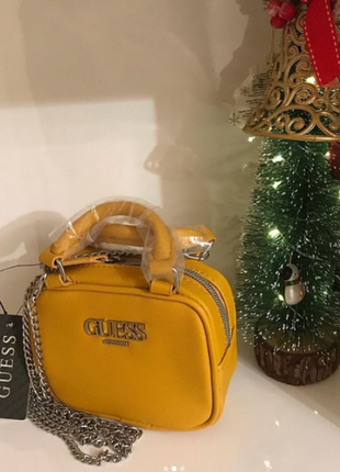 Маленькая желтая сумочка кроссбоди guess ориигинал harper mini bag3 фото