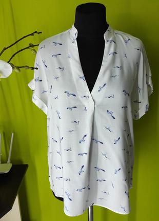 Новая белая блуза из вискозы с птицами primark