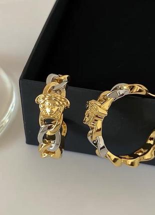 Сережки у стилі versace