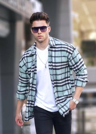 Мужская рубашка в клетку