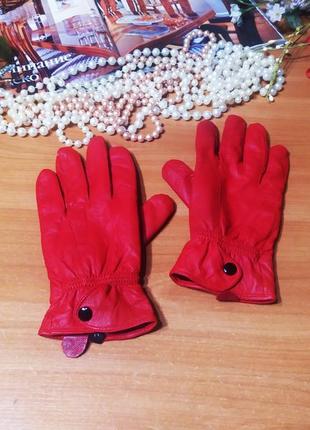 Красивенні стильні шкіряні рукавички червоні яскраві рукавиці красние кожание перчатки м нові новие2 фото
