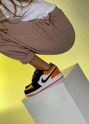 Nike air jordan retro 1 low black orange white женские кроссовки найк аир джордан5 фото