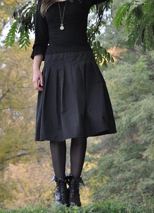 Спідниця чорна міді пишна плащівка s