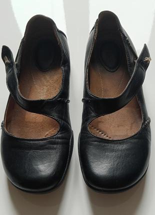 Кожанные женские туфли clarks , балетки , мокасины кларкс , размер 38 (5d)