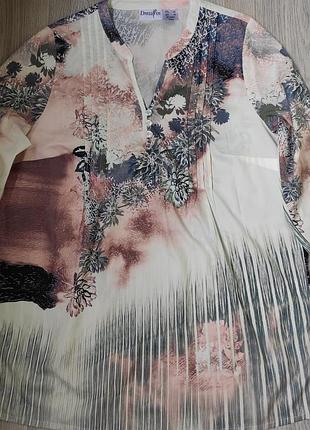 Ніжна блуза dress in