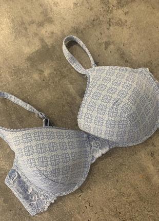 Бюстгалтер з тонким поролоном, ліф