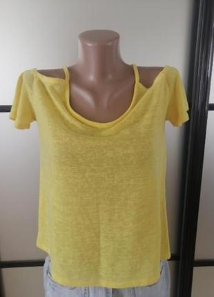 Яркая желтая футболка, открытые плечи, размер 36-38