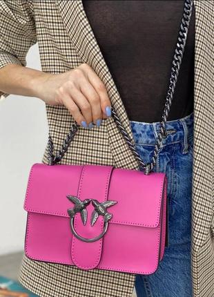 Кожаная женская розовая сумка мини кроссбоди в силе пинко piko, италия3 фото