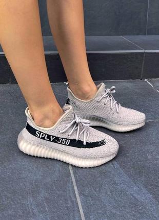 Відмінні унісекс кросівки adidas yeezy boost 350 v2 granite сірі з чорним 36-45 р