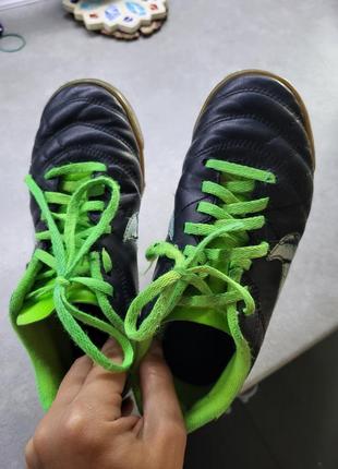 Nike футбольні кросівки3 фото