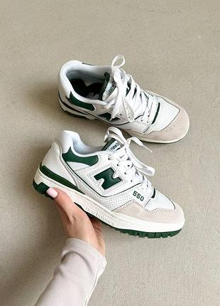 Отличные женские кроссовки new balance 550 green белые с зелёным
