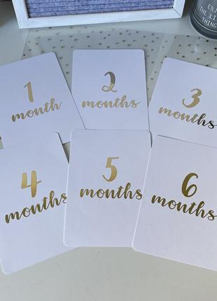 Карточки для фотосессии новорожденных в золоте. карточки для фото 12 месяцев. карточки по месяцам6 фото
