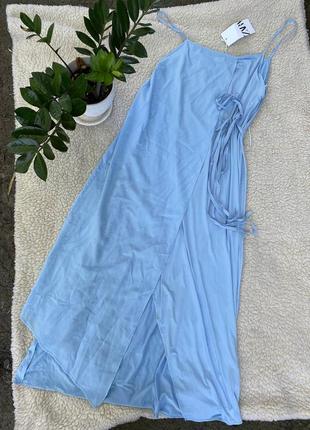 Асиметрична легенька сукня зара небесного кольору на зав'язках бретельках міді максі на запах ассиметрическое плаття міді максі легке ніжне сарафан
