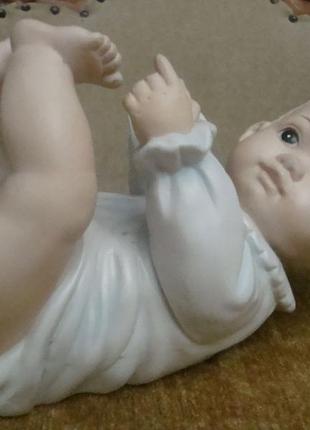 Статуэтка дети малыш piano baby germany фарфор heubach германия 1940 - 50 годов №1