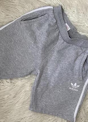 Шорти adidas