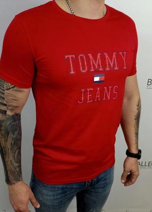 Футболка чоловіча червона tommy