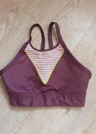 Спортивний топ