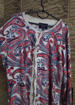 Яскрава сорочка