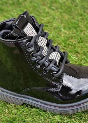 Лакові туфлі дитячі черевики для дівчинки чорні р23-25