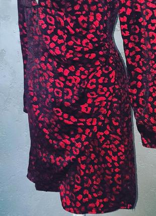 Мерехтливе сукню в леопардовий принт4 фото