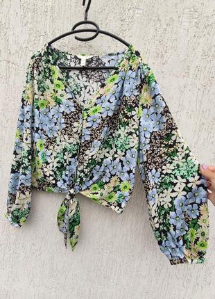 H&m  чудесная блуза в цветы на завязках, с пышным рукавом из  100% вискозы6 фото