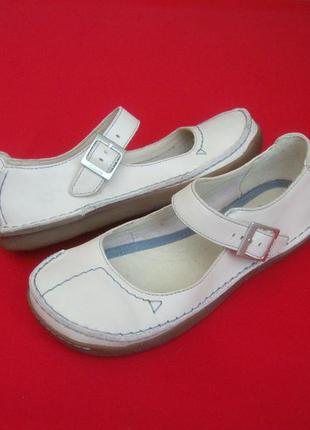 Туфли clarks натур кожа 38 размер
