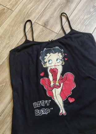 Майка чорна з принтом betty boop2 фото