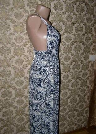 Невероятное макси-платье с ажурным кружевом на открытой спинке3 фото