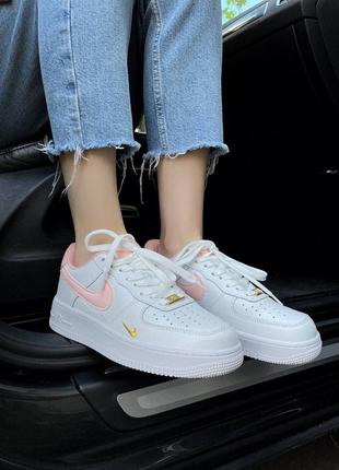 Женские кроссовки nike air force 1 mini swoosh peach4 фото