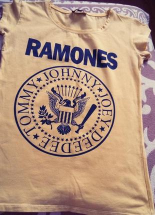 Жeлтая футболка ramones2 фото