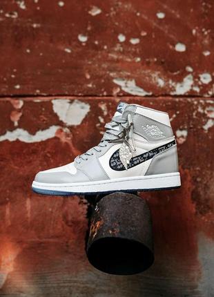 Nike air jordan 1 retro high grey white x nike dior женские кроссовки найк аир джордан