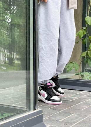 Nike air jordan 1 retro mid white black pink жіночі кросівки найк аїр джордан6 фото