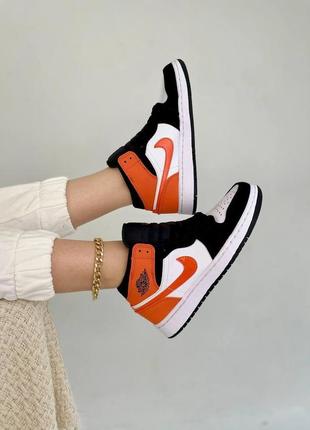 Мужские кроссовки nike air jordan 1 retro mid black orange white/  найк аир джордан1 фото